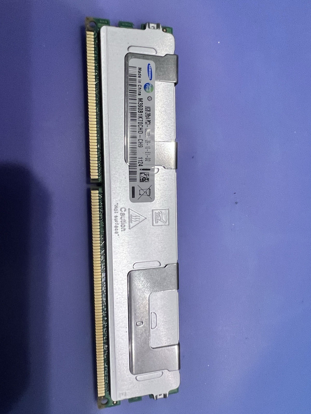 Samsung 8GB DDR3-1600 Load-Reduced ECC Server RAM (LRDIMM)
