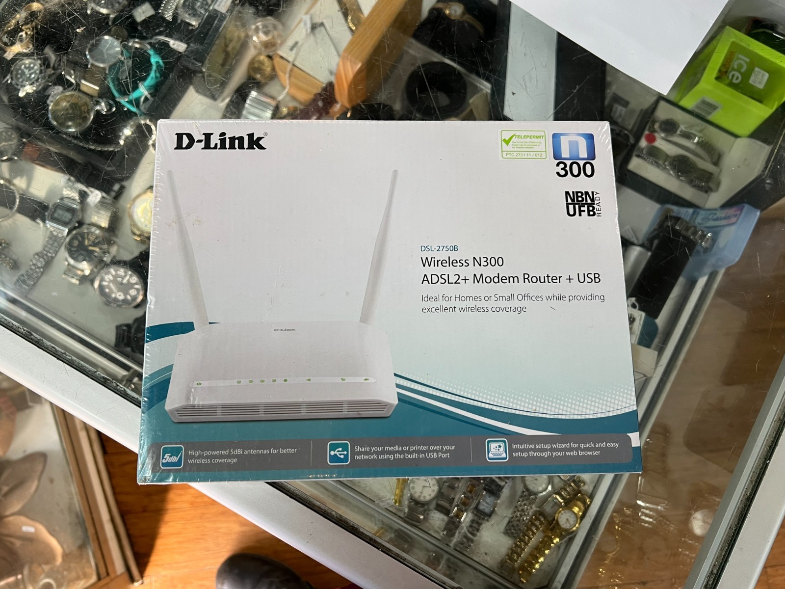 D-LINK DSL-2750B WIRELESS N300 ADSL2+ MODEM ROUTER + USB IN BOX - BRAND NEW