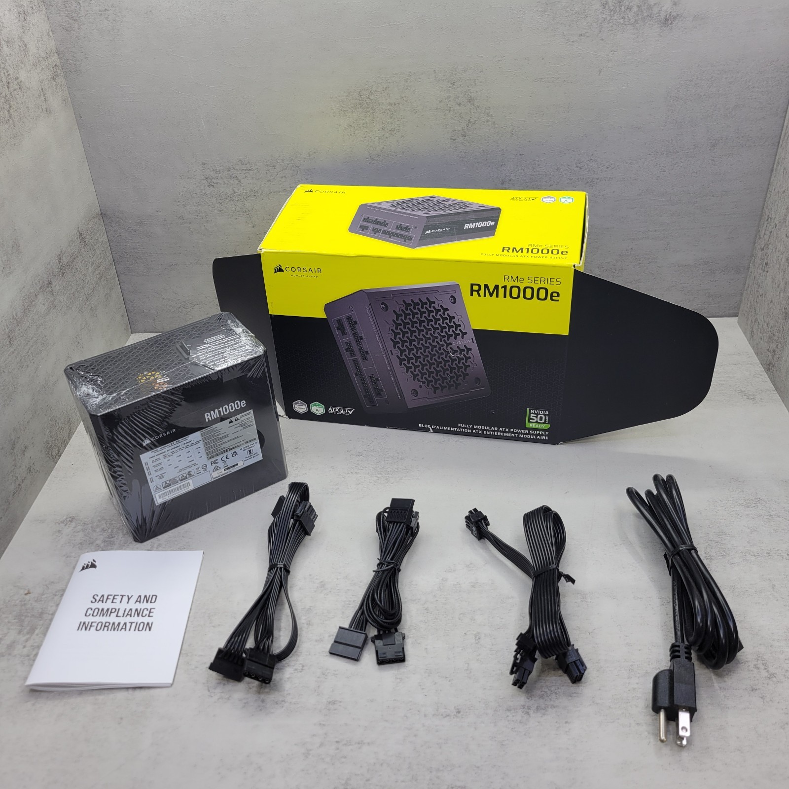 Corsair RM1000e (2023) 1000W Fully Modular ATX PSU [MISSING SOME CABLES]™