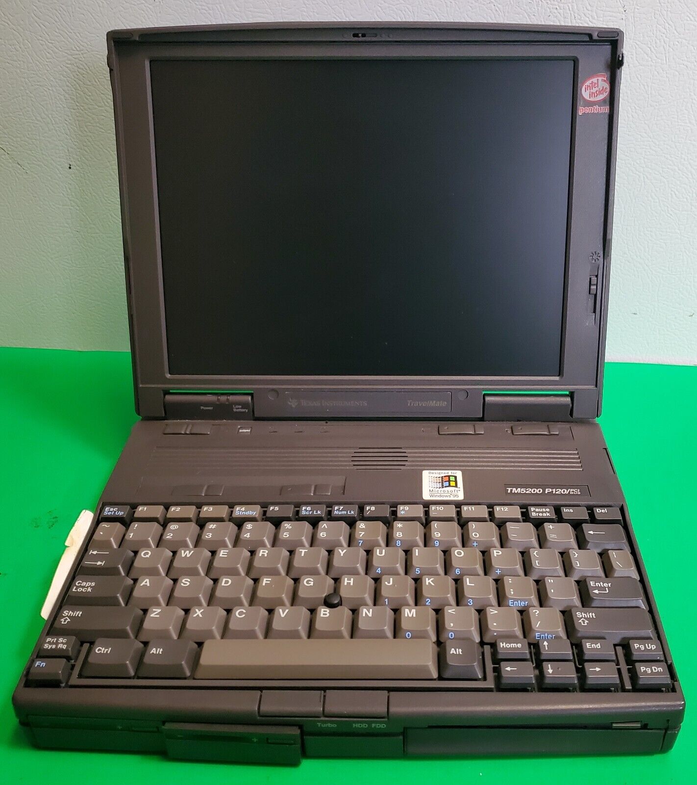 RARE Texas Instruments Travelmate TM5200 P120 Laptop Computer Vintage - Untested