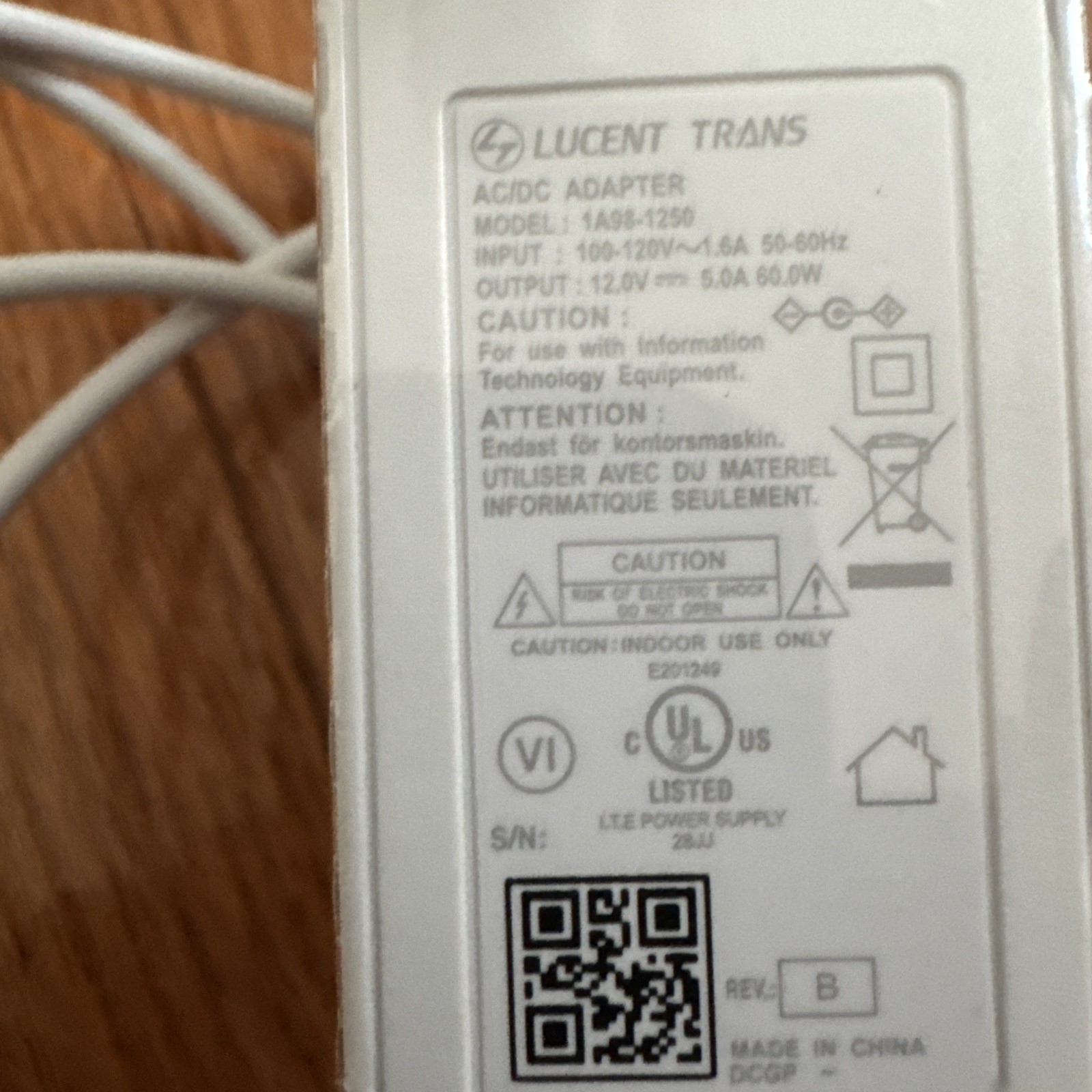 Delta ADH-60BW B 12V 5A 60W AC Adapter for Verizon CR1000A Router