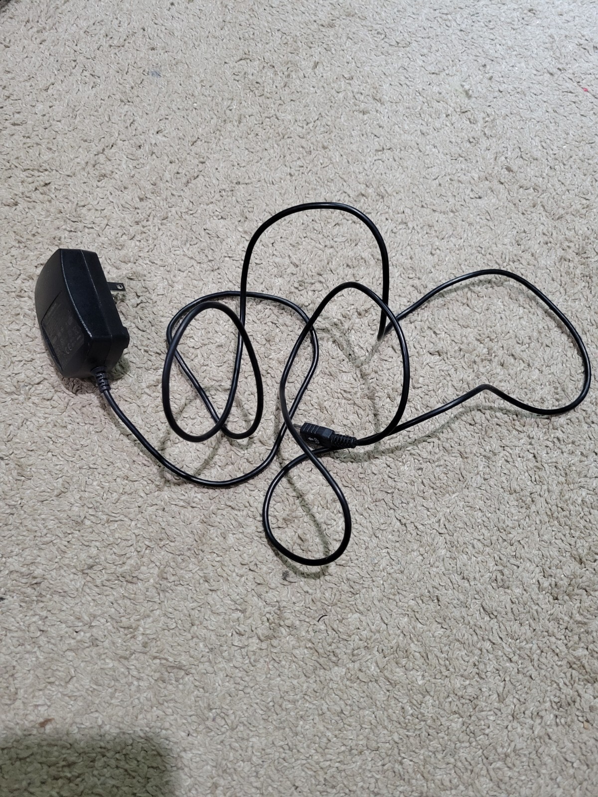BlackBerry AC Adapter Model PSM05R-050CHW with output 5V 0.5A
