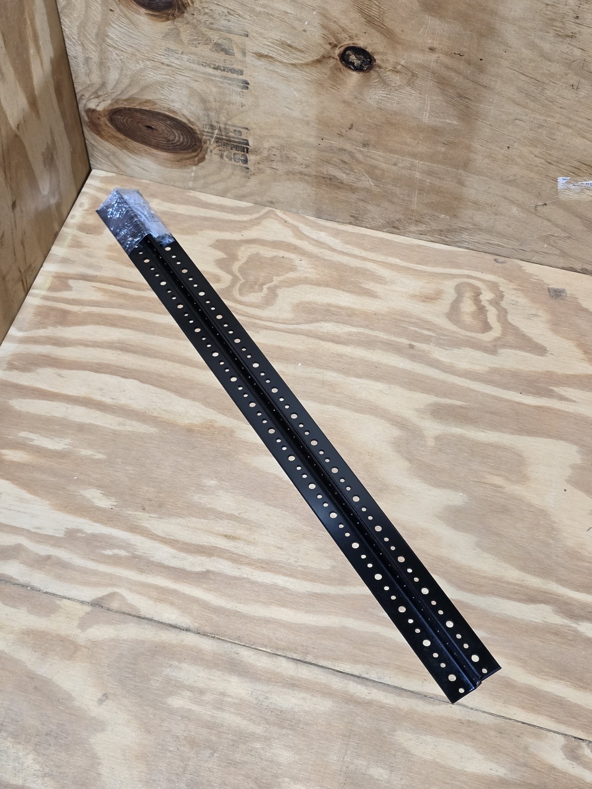 Middle Atlantic DWR-RR18 Threaded Rear Rackrail 18RU for AV Racks