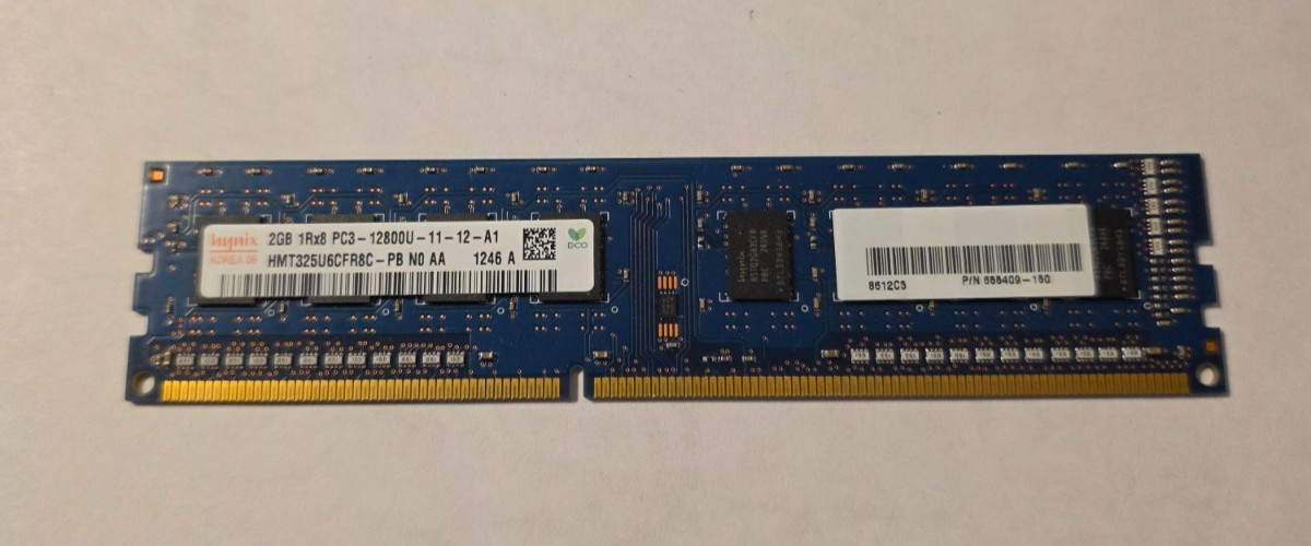 SK Hynix 2GB 1Rx8 PC3-12800U 11-12-A1 HMT325U6EFR8C-PB