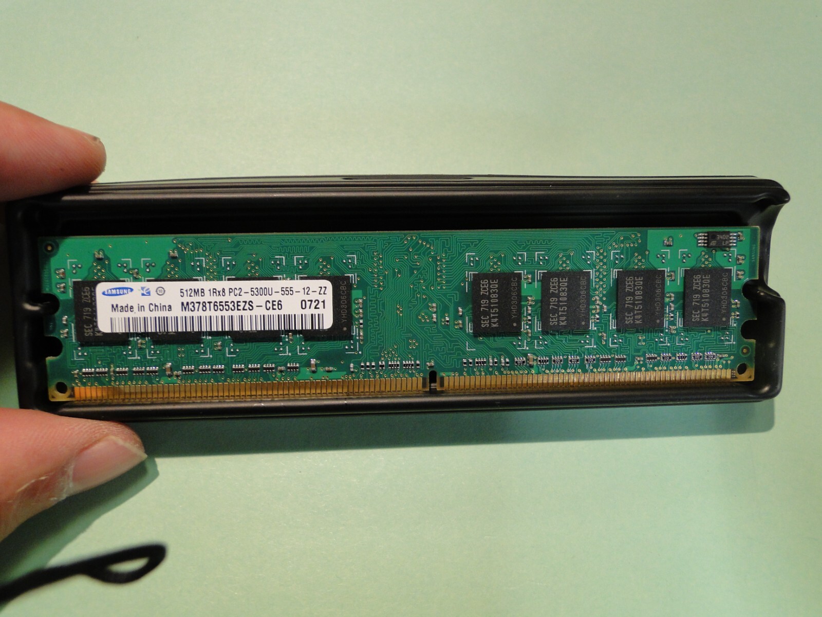 2x 512MB Samsung 5300U desktop PC RAM DDR2 M378T6553EZS-CE6