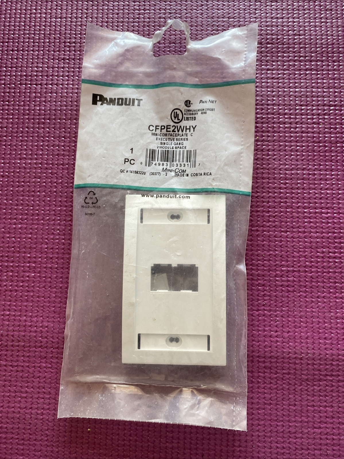 PANDUIT CFPE2WHY Wall Plate,Single Gang,2 Ports, White
