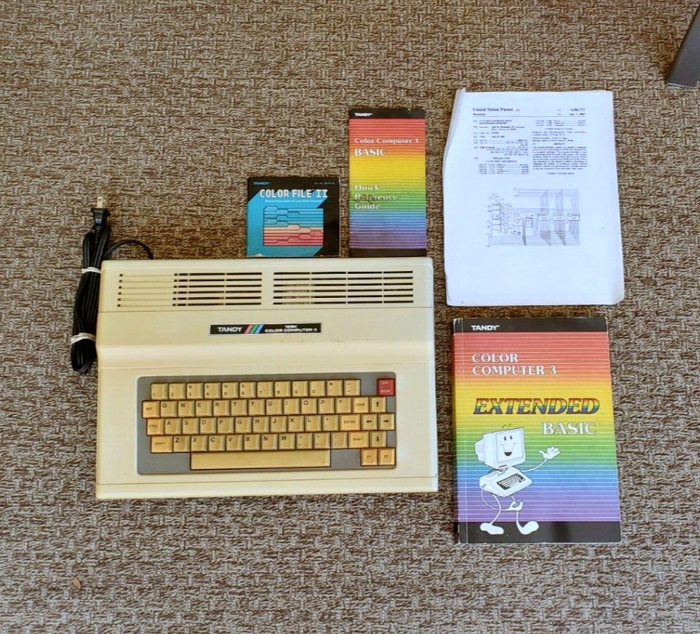 Tandy Color Computer 3 128k Color No. 26-3334 Basic O/S w/ Booklets