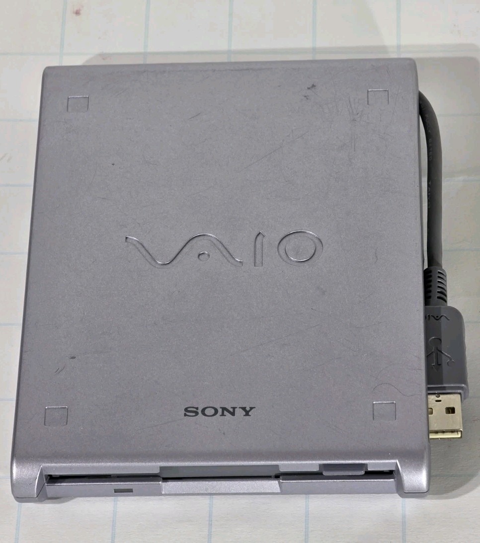 Sony VAIO PCGA-UFD5 External USB 3.5" Floppy Disk Drive Portable Vintage Tech