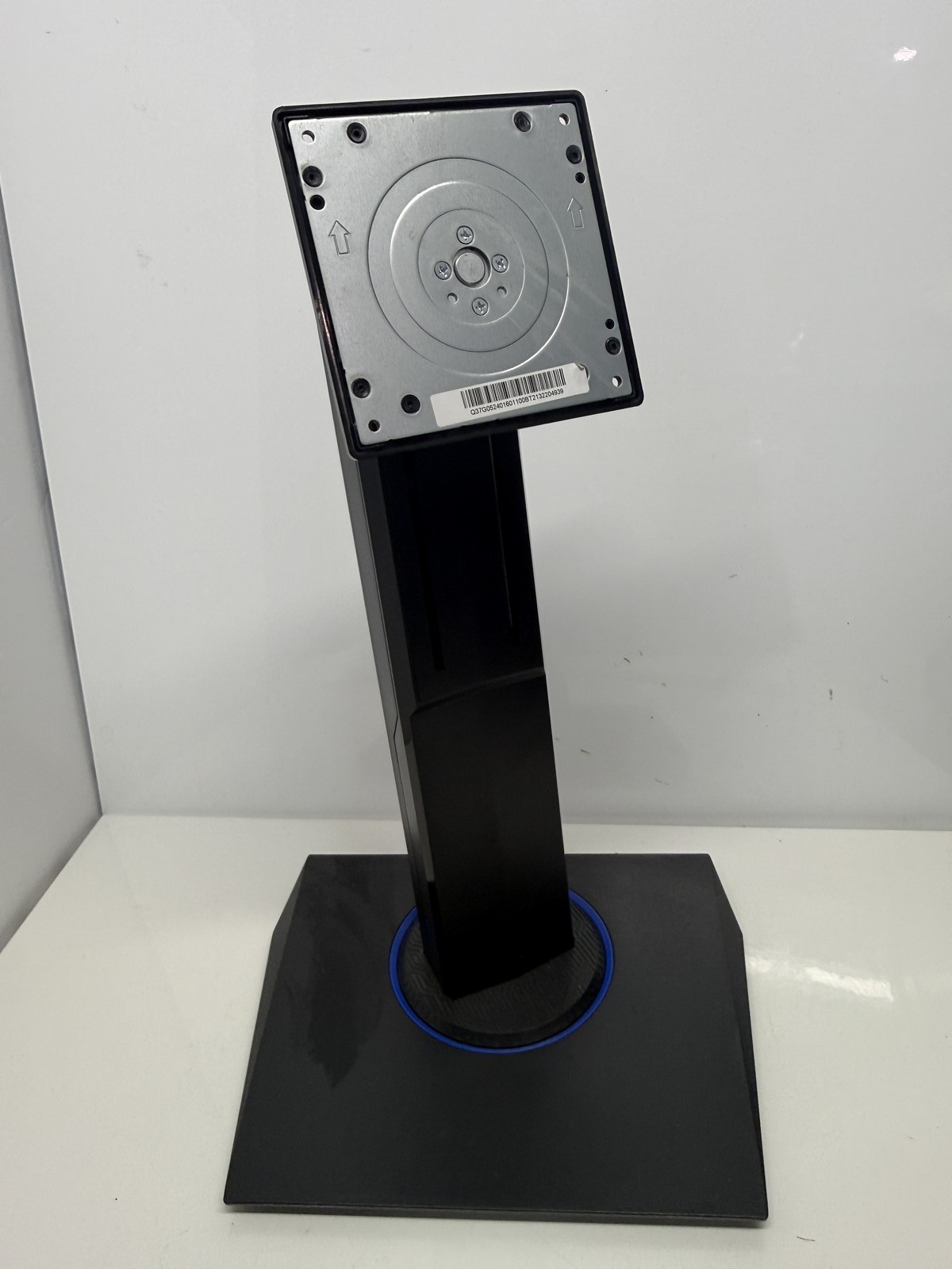 Alienware Monitor Stand Height Adjustable Tilt Swivel Rotate VESA Mount Base
