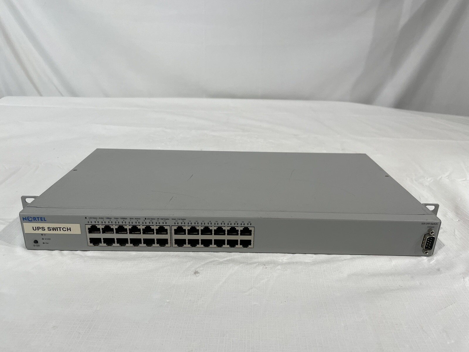 Nortel Networks 325-24T 24-Ports 10/100 Ethernet Switch