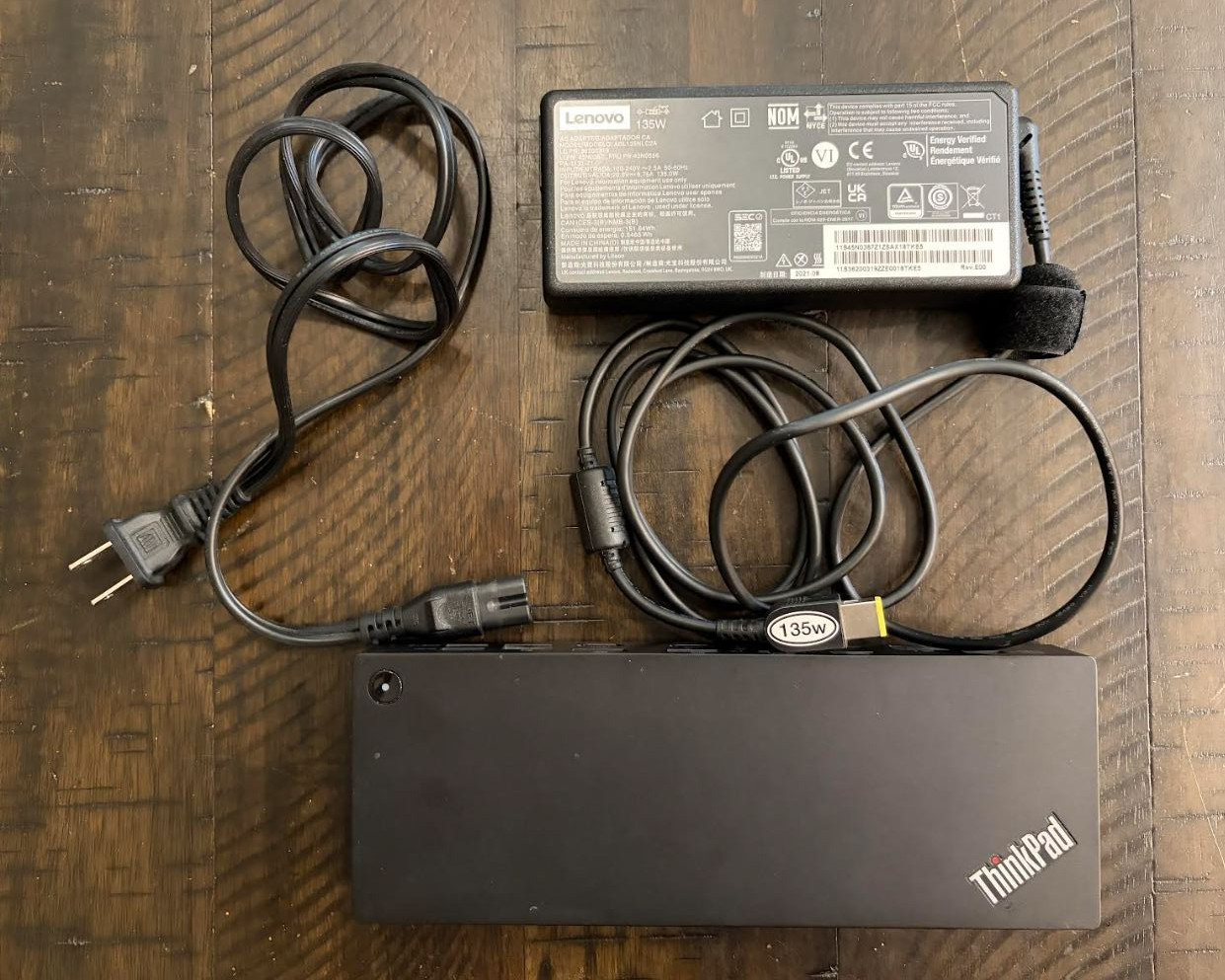 IBM Thinkpad Thunderbolt 3 Workstation Dock Gen 2 135W