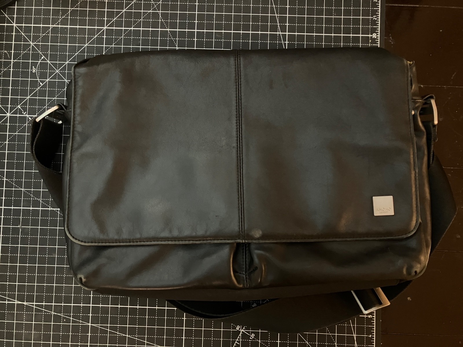 [GRADE A] Pre-Owned KNOMO LONDON Kobe V2 16" Laptop Leather Messenger Bag