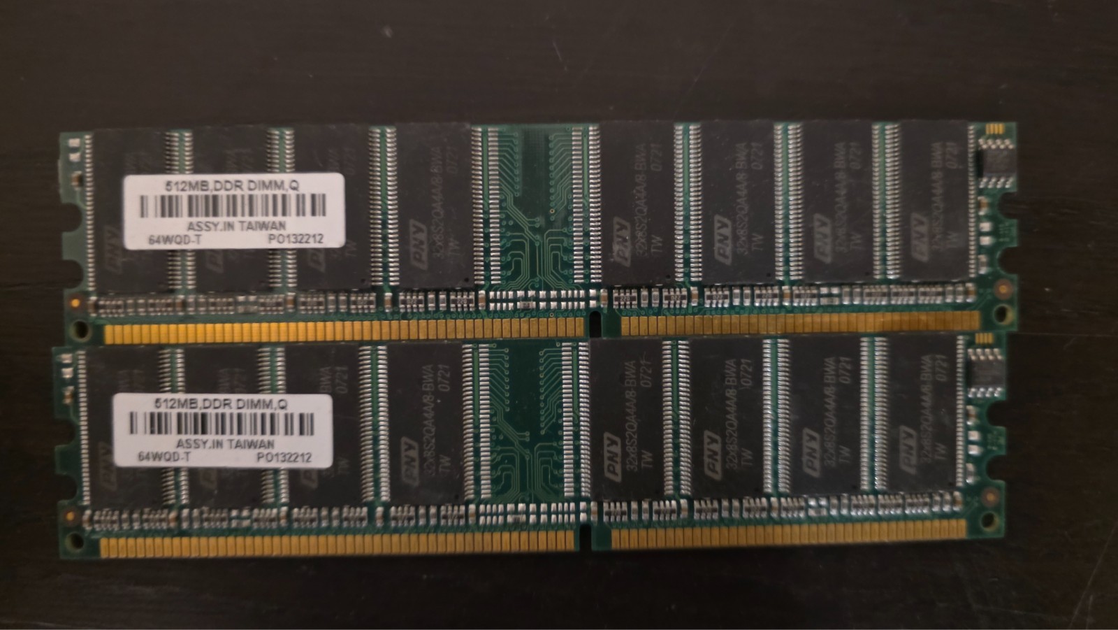 PNY 1GB Kit (2x512MB) DDR Desktop RAM DIMM Legacy Memory Untested