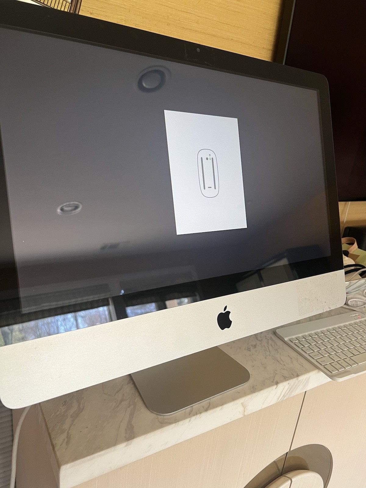 Apple Model A1311 Monitor 21.5”- Serial C02FLP54DHJF- AS IS CONDITION
