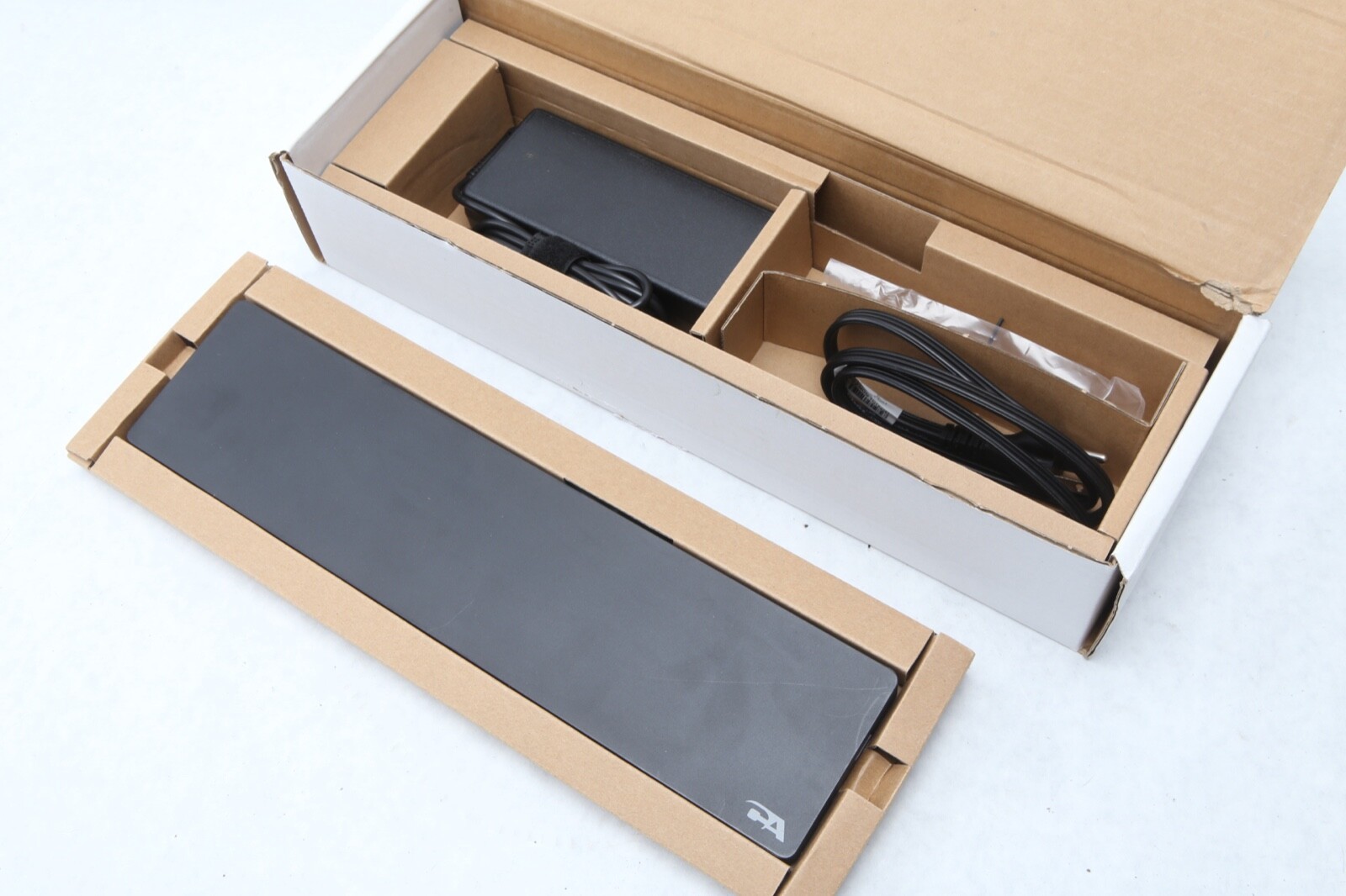 Cyber Acoustics DS-2000 Universal Docking Station Laptop USB-C Multi Open Box SH