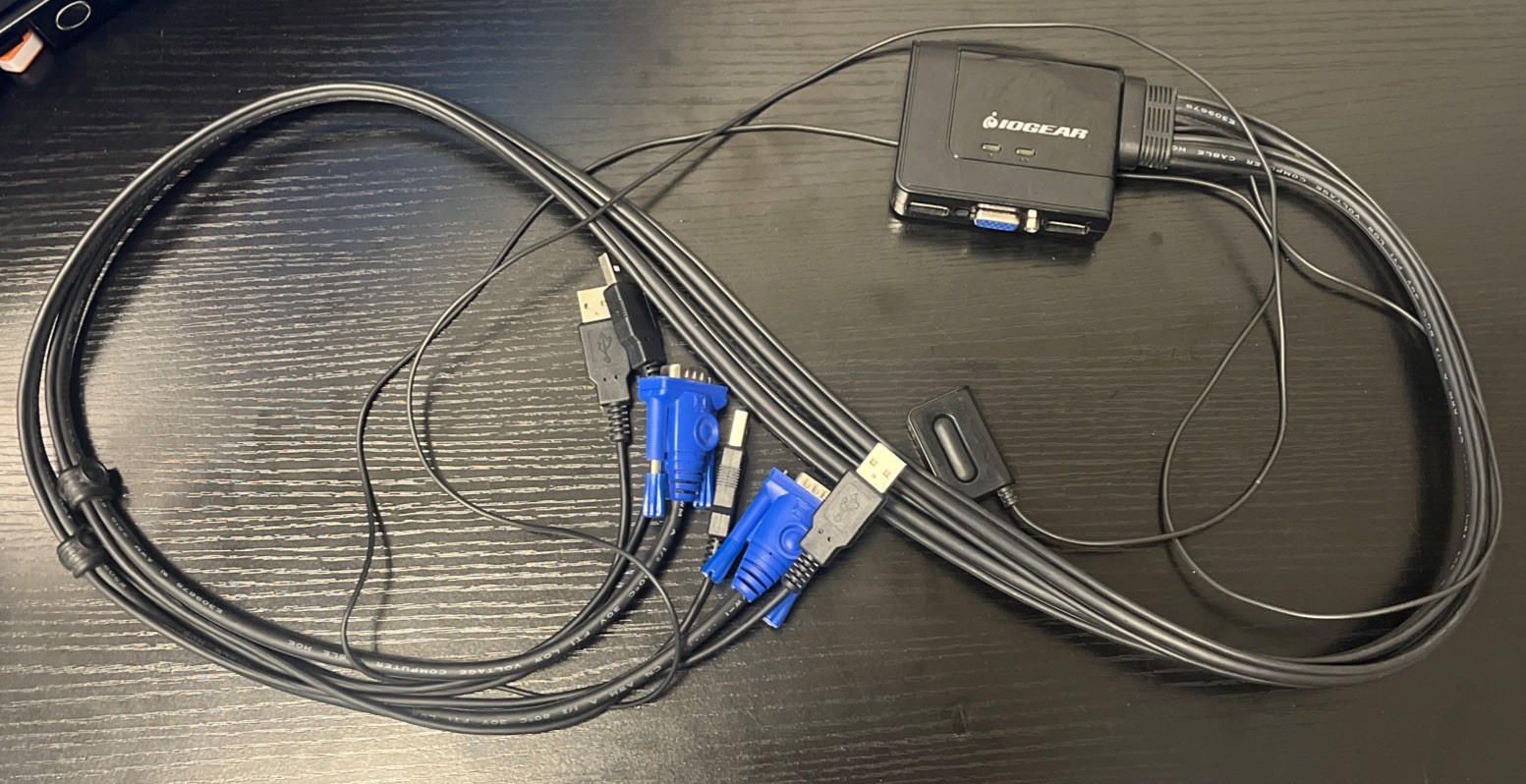 IOGEAR GCS22U 2-Port USB KVM Switch