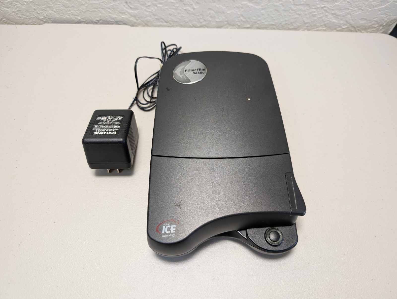 Pacific Image Film Scanner PrimeFilm Series PF3650U Includes Cables