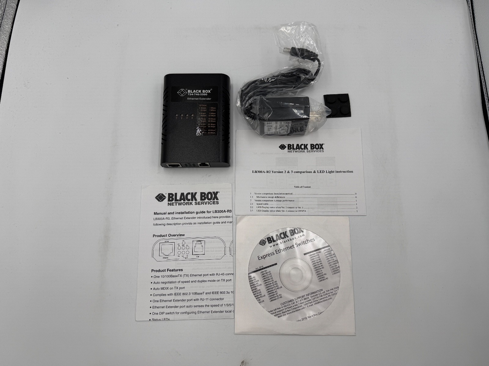 Black Box 724-746-5500 Extreme 10/100 Mbps Edge Switch with Power supply
