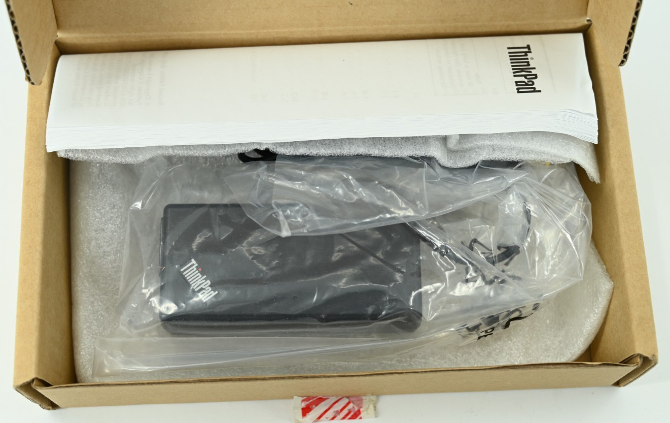 IBM Thinkpad 56W Ultraportable AC Power Adapter 02K6880 NEW in Box