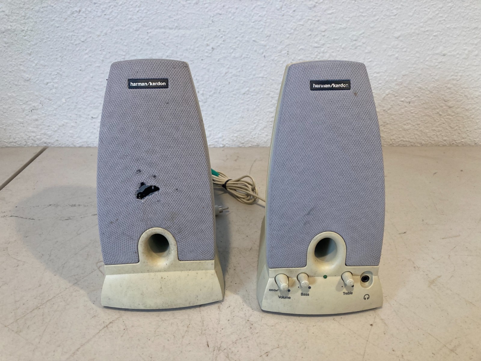 Harman Kardon HK195 Grey Cream Multimedia Speakers Used