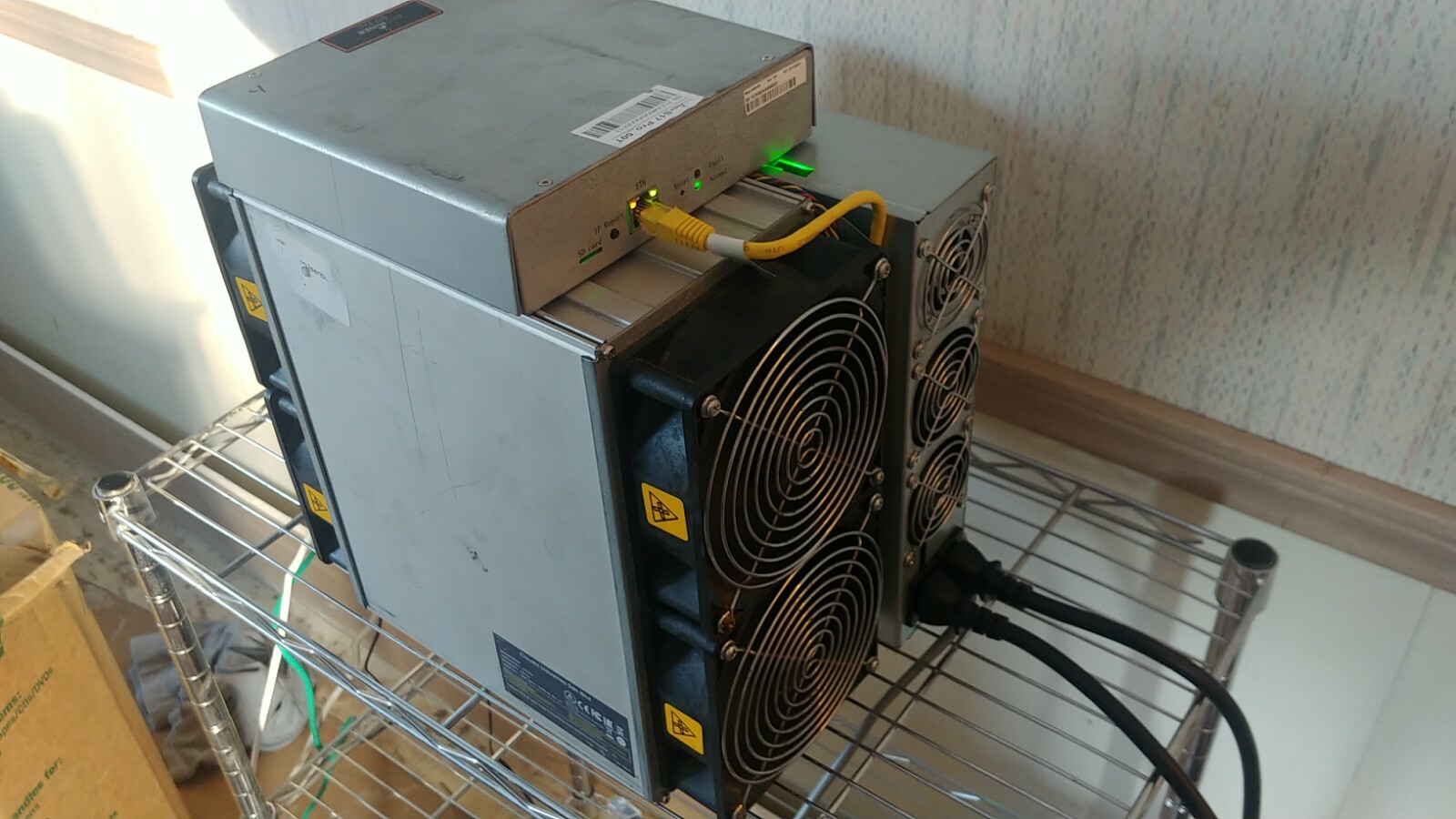 Desktop Antminer S17 