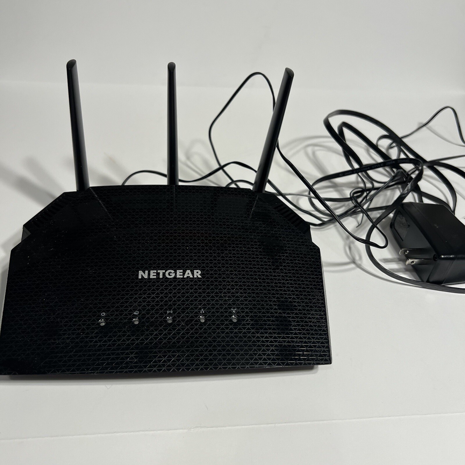 Netgear RAX10-100NAS RAX10 AX1800 Wi-Fi 6 Router