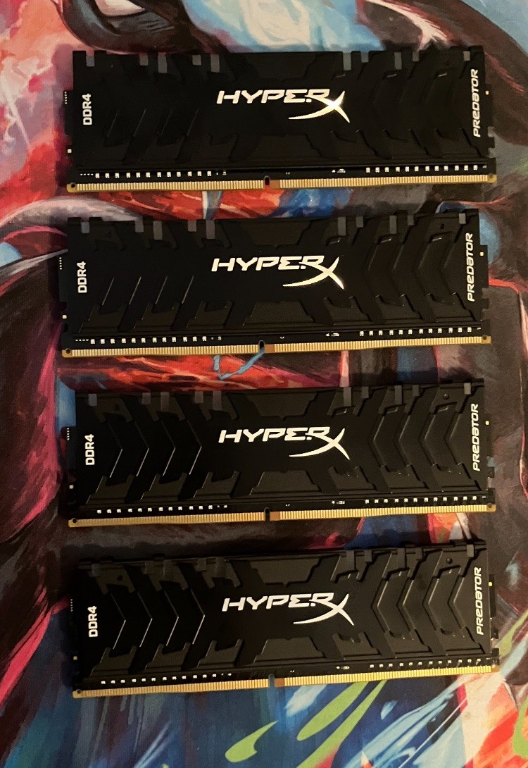 HyperX Predator 32GB (4x8GB) DDR4-3200 PC4-25600 DIMM Non-ECC HX432C16PB3A/8