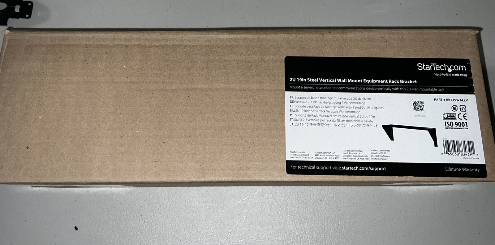 NEW IN BOX StarTech.com 2U 19in Steel Vertical Wall Mount Equipment Rack Bracket
