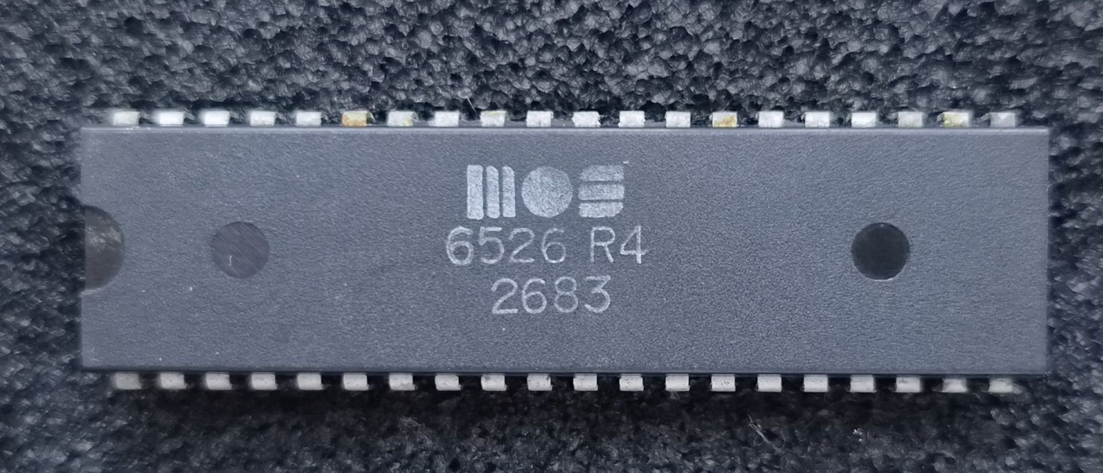 MOS 6526R4 CIA Chip – Commodore 64 / C128 – Original Vintage IC, Fully Working