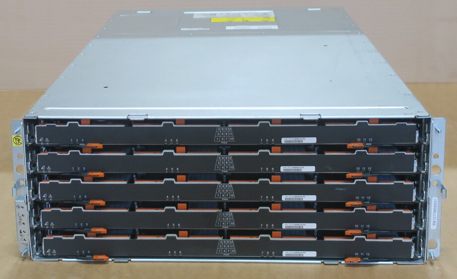 Netapp DE6600 Storage Enclosure 60x 3.5" HDD NO controllers