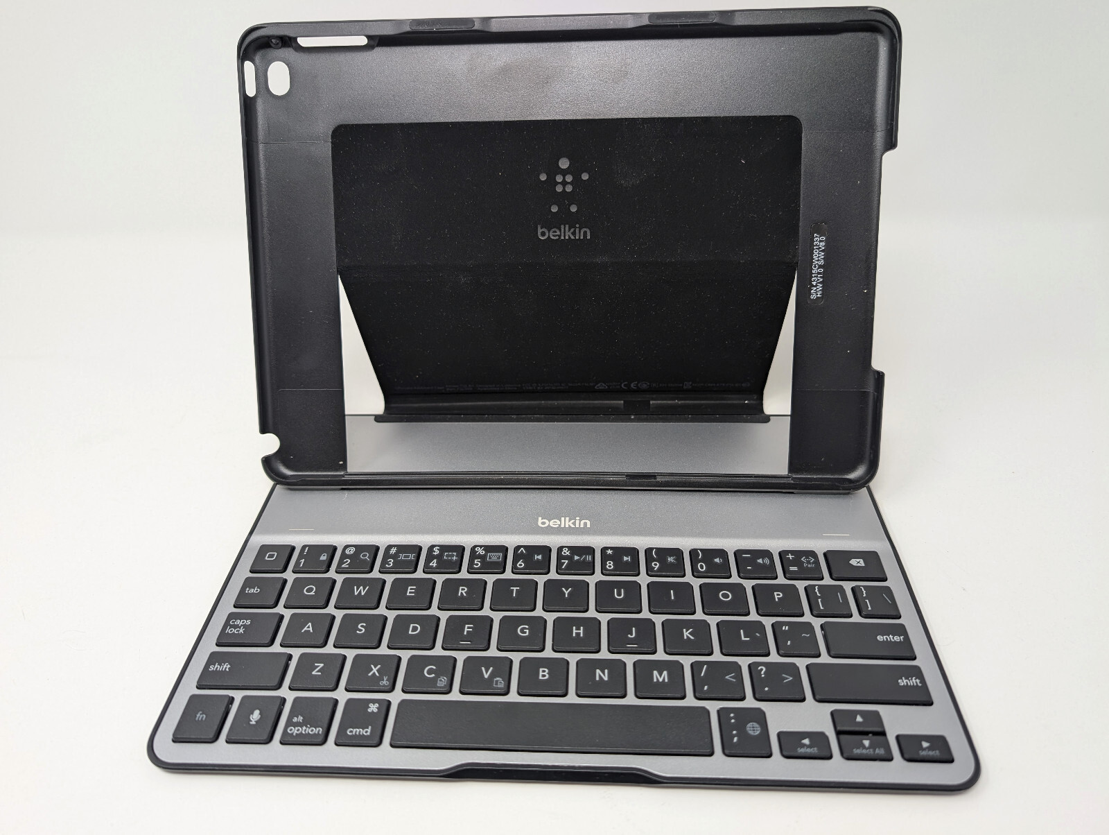 Belkin F5L151 Wireless Ultimate Keyboard Case for iPad 2, iPad 3rd & 4th Gen