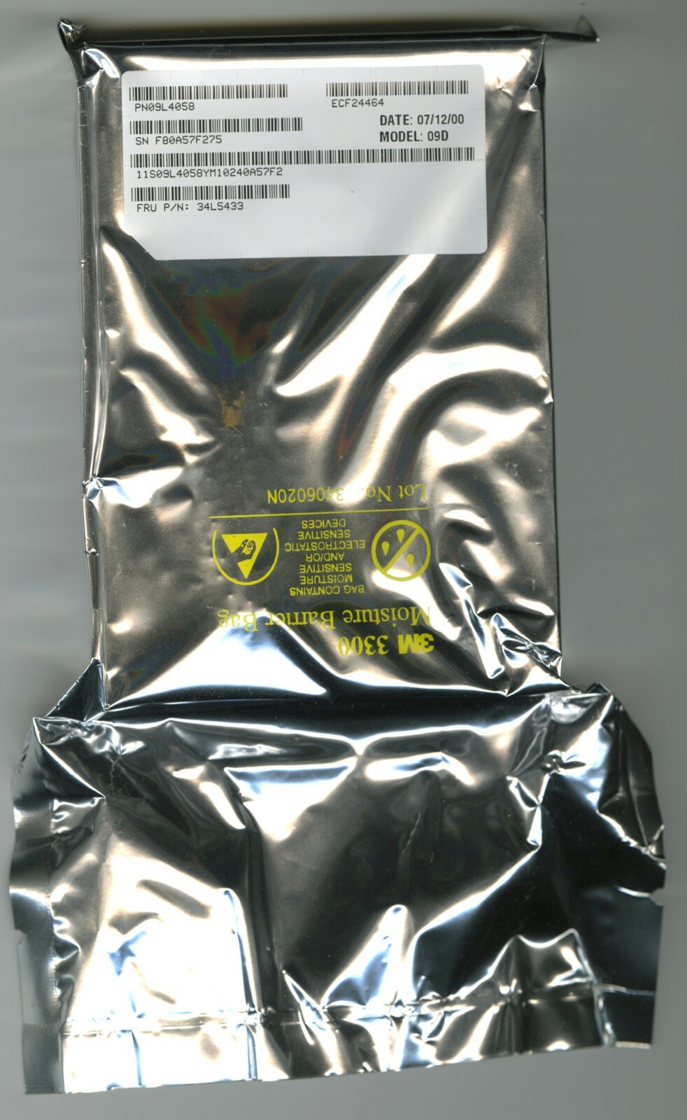 NEW IBM Ultrastar 18LZX SCSI 10k SCA LVD 9.1Gb 09L4058 34L5433 09D hard drive