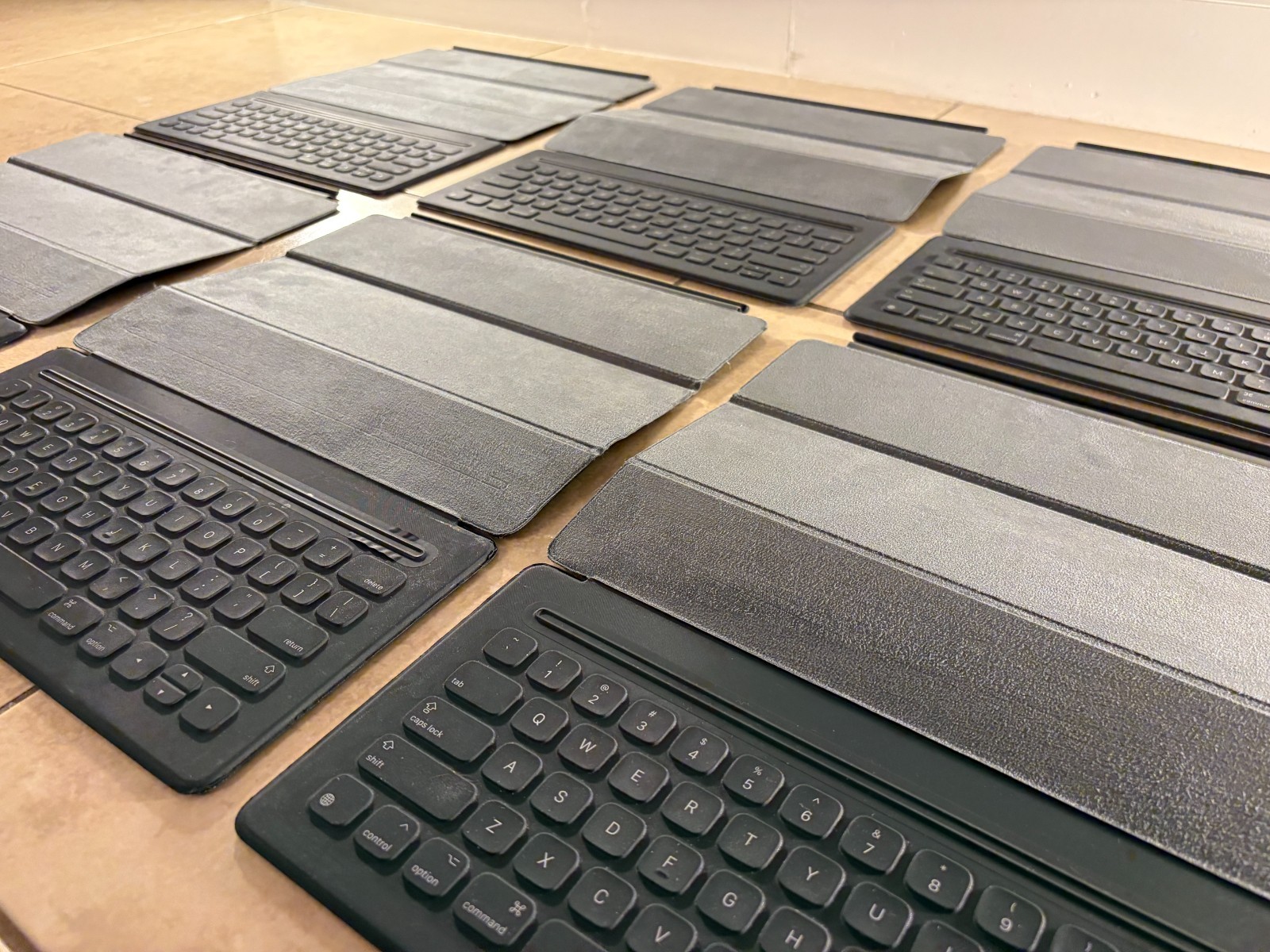 Lot of (6) Apple Smart Folio Keyboards iPad Pro 12.9" 1st 2nd Gen A1636 EMC2897