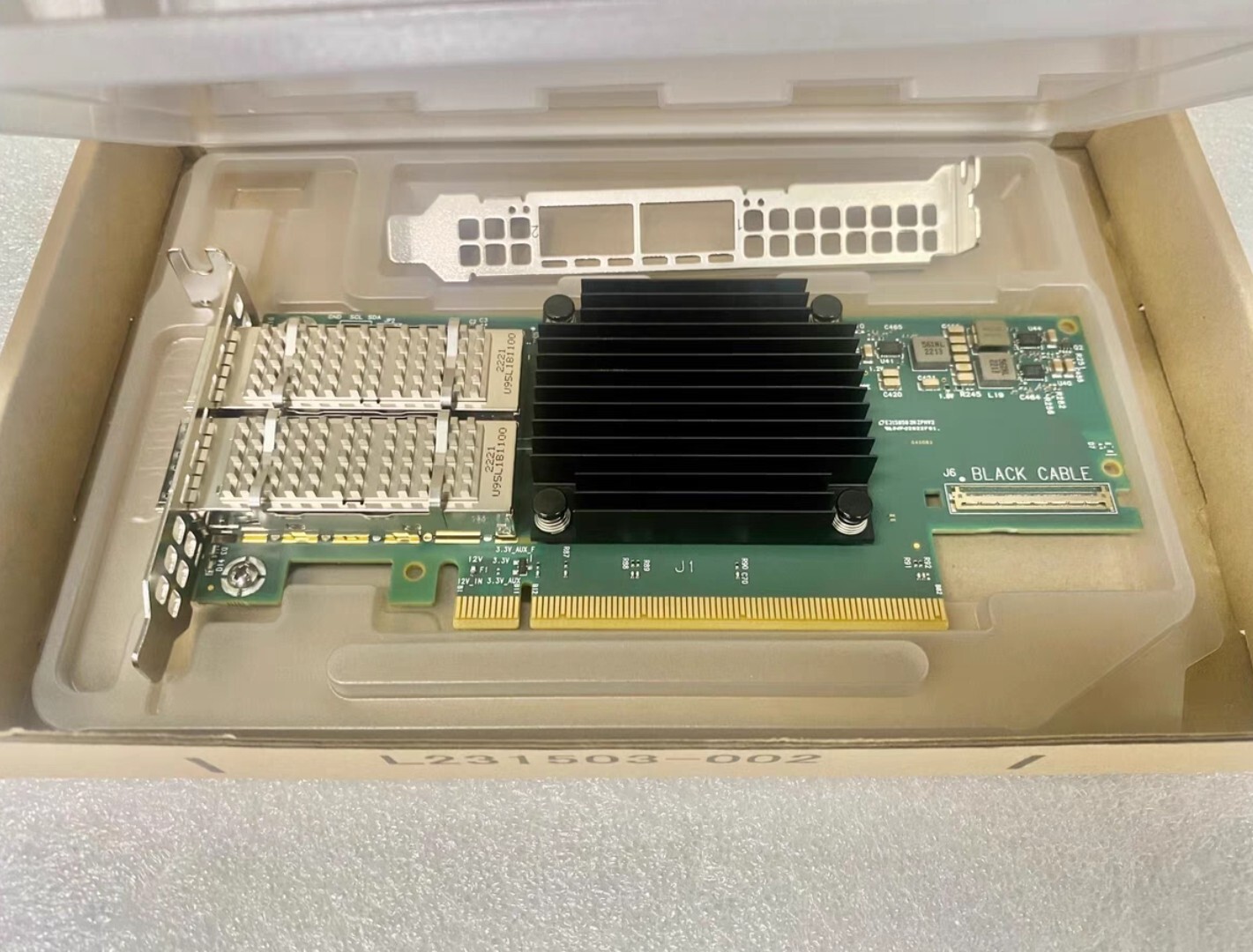 Mellanox ConnectX-6 HDR 100Gb Adapter QSFP56 PCIe4 CX653106A MCX653106A-ECAT