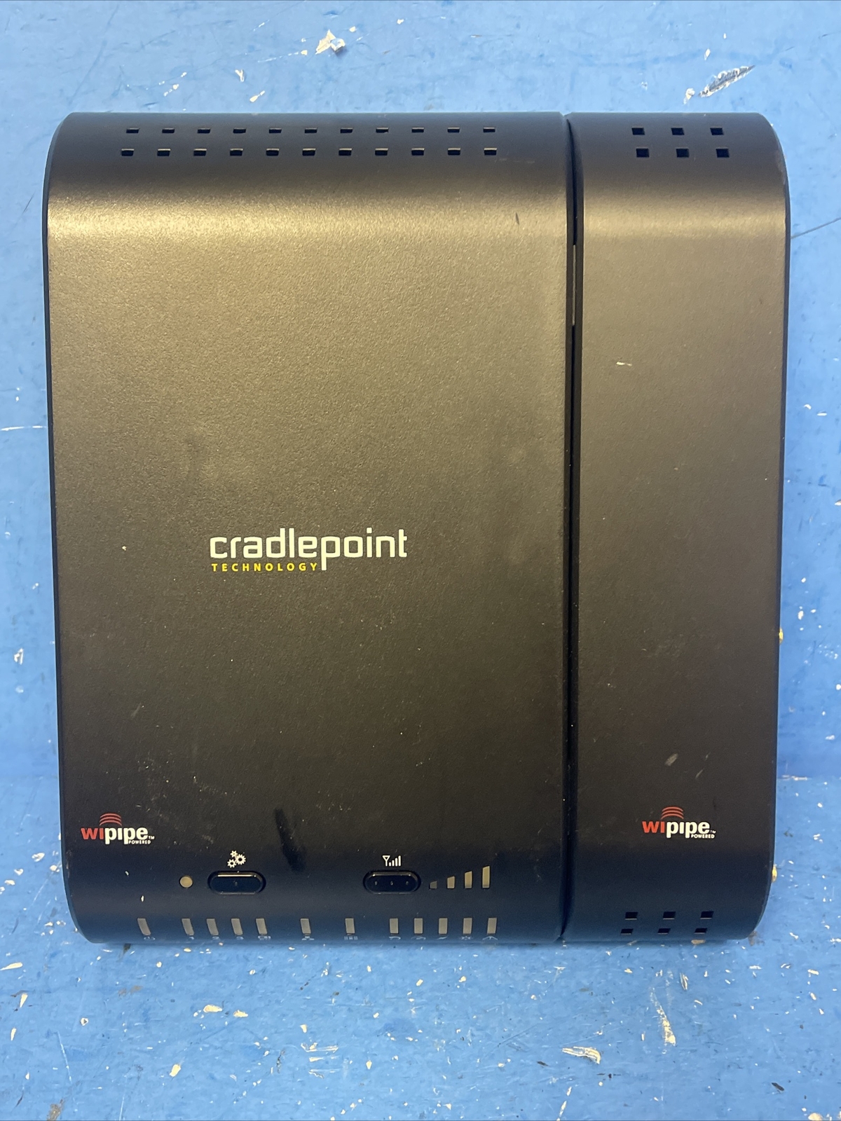 CRADLEPOINT TECHNOLOGY WIPIPE CBA750 MC200LE-VZ WIRELESS ROUTER