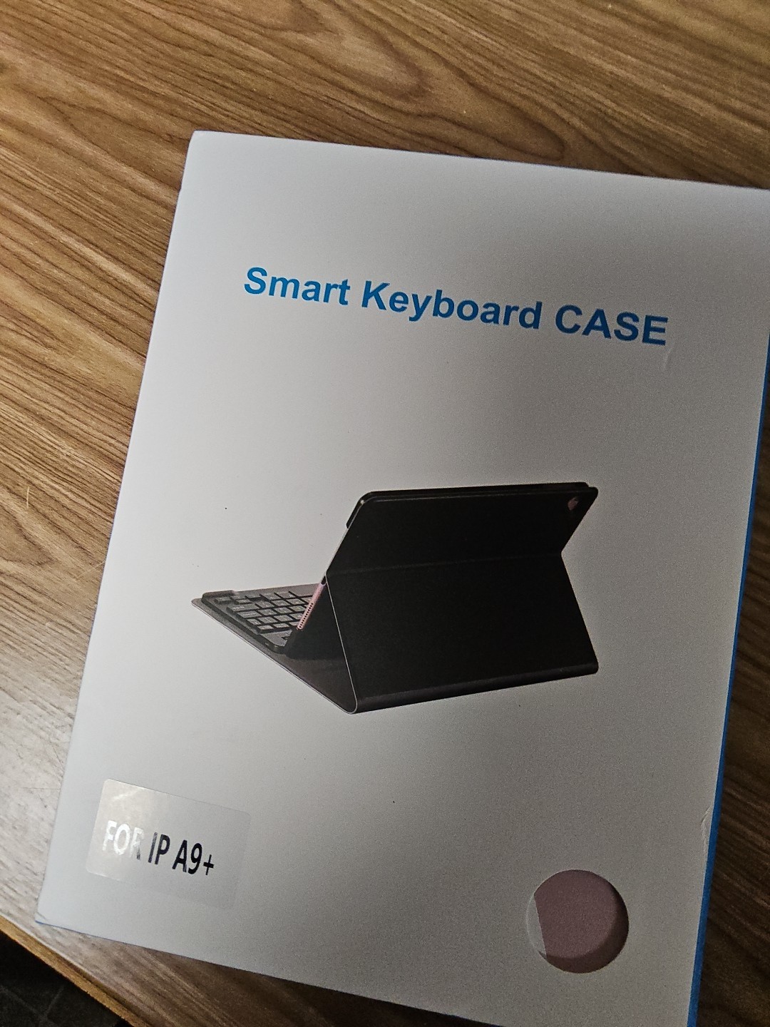 Generic Smart Keyboard Case for iPad New In Box Never Used Pink (C2)