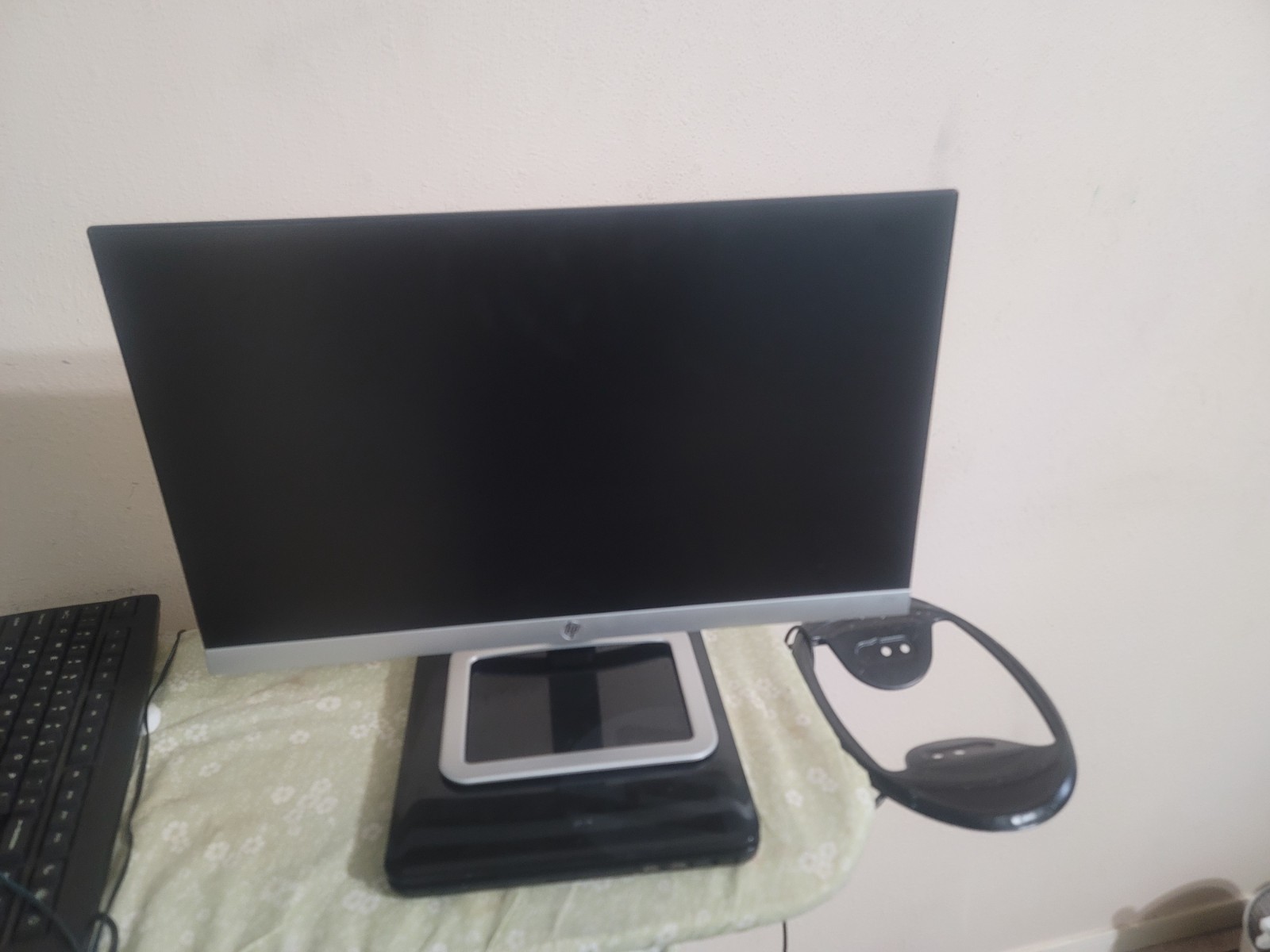 HP 22er Silver 21.5" LED Backlit Monitor VGA HDMI