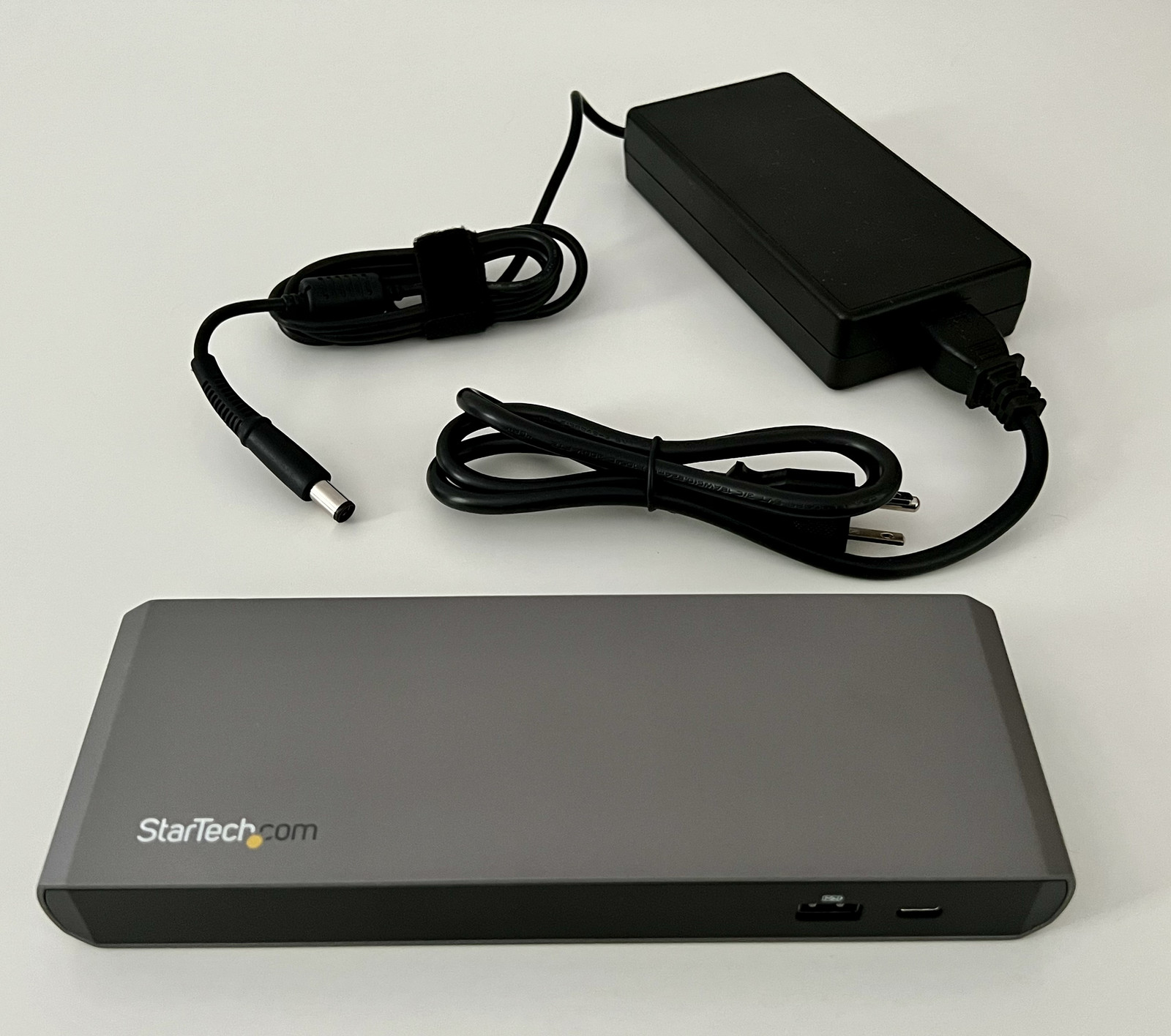 StarTech.com Thunderbolt 3 Dock, Dual Monitor 4K 60Hz TB3 Laptop Docking Station