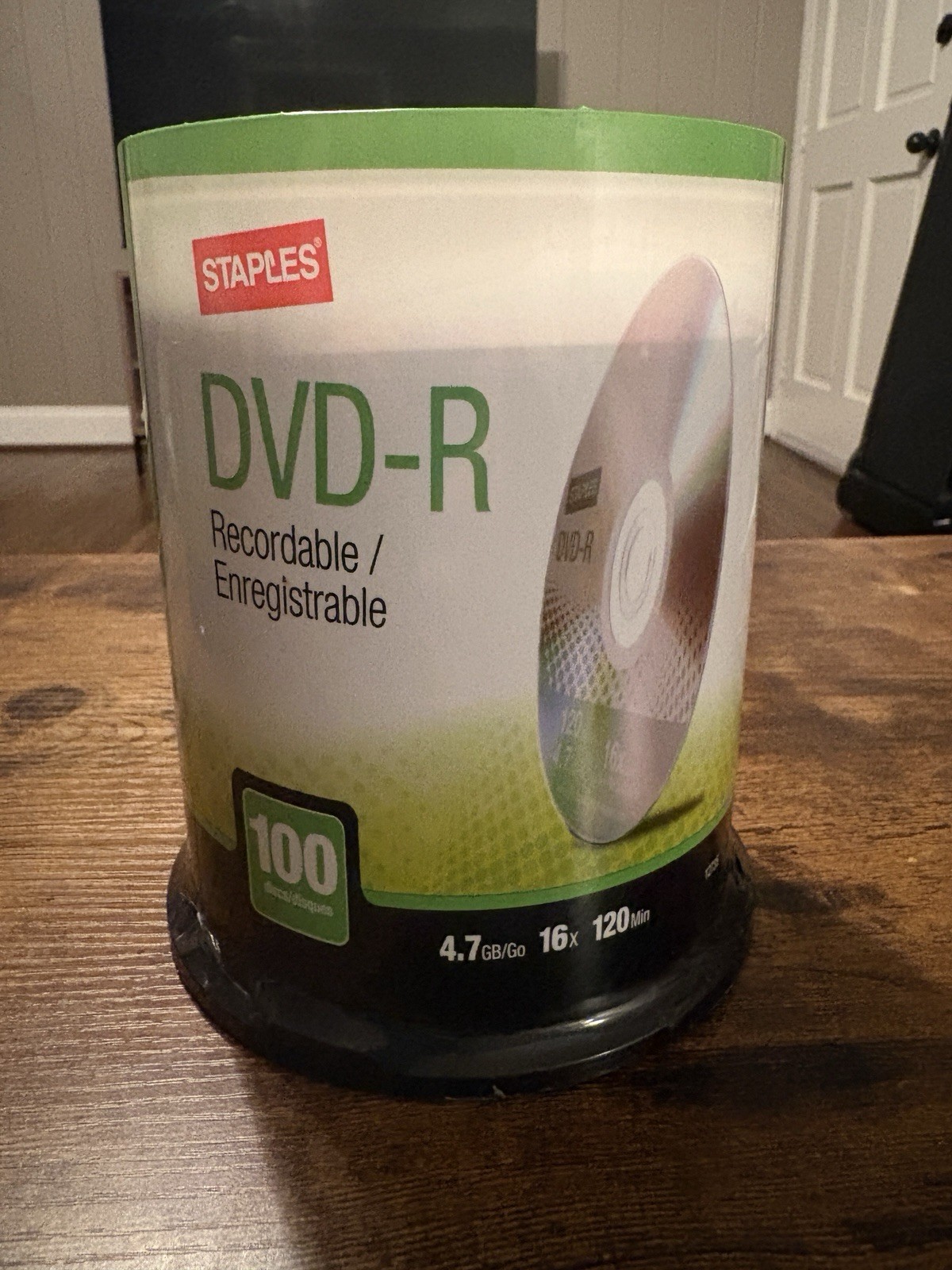 Staples Blank DVD-R 4.7GB 16X DVD-R Spindle 100 pack (12735) NEW SEALED media