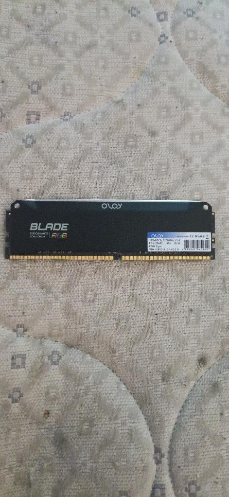 OLOy Blade DDR4 SDRAM 8GB (1x8GB) 3200MHz DIMM PC4-25600