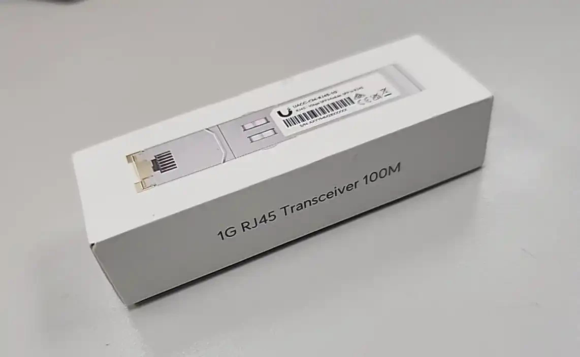Ubiquiti Networks UACC-CM-RJ45-1G 1G SFP to 1GbE RJ45 Module Transceiver 100M
