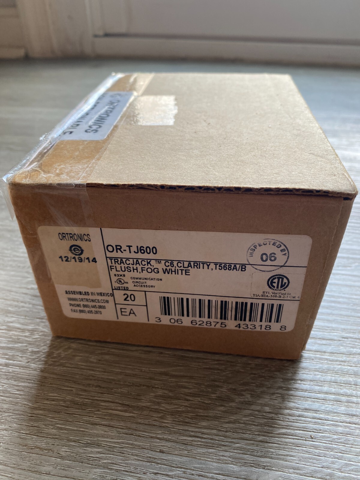 ORTRONICS OR-TJ600 TRAC JACK -- 1 New Open Box With 20Pcs