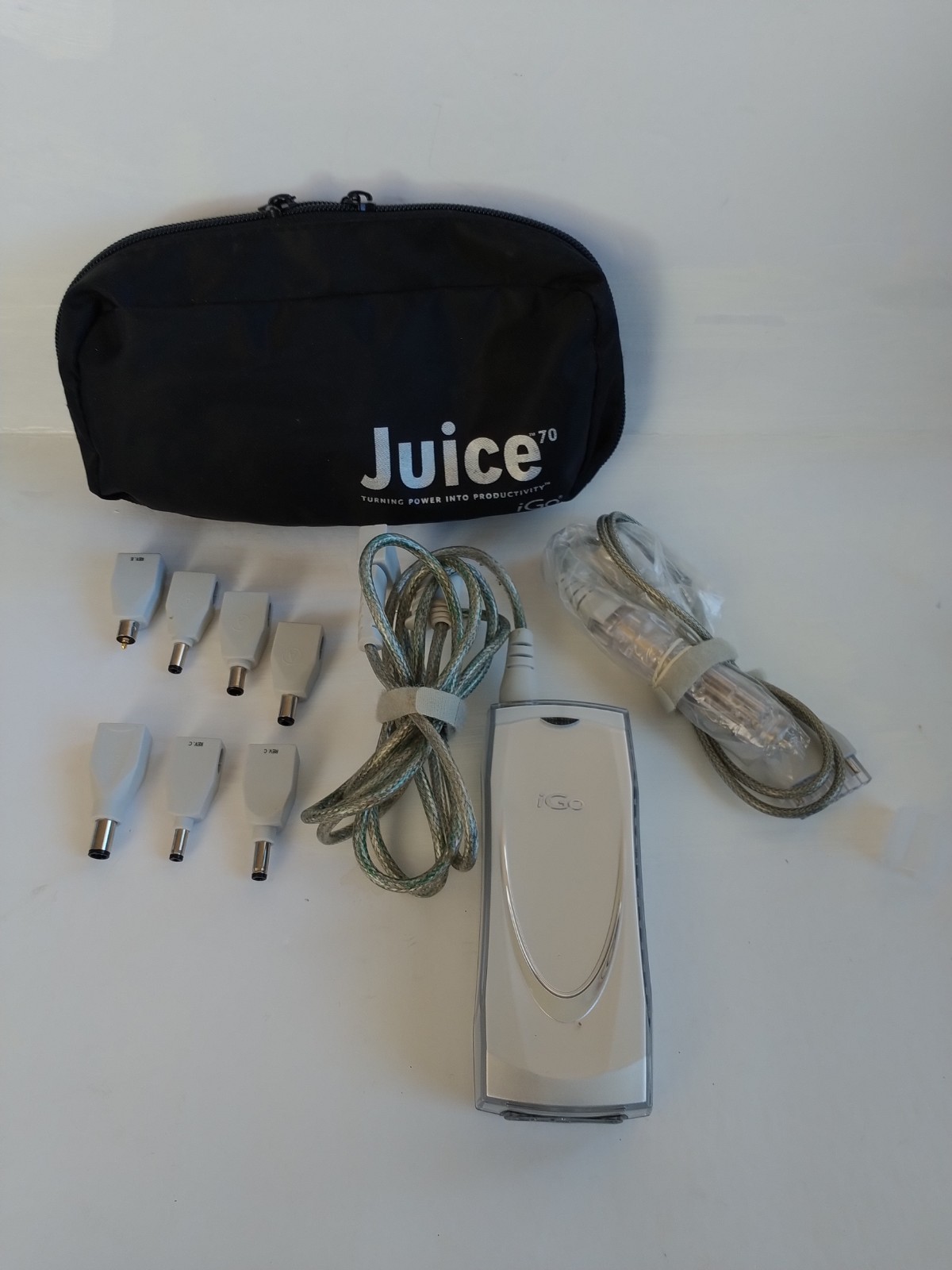 Juice 70 PS0055 iGO  Universal DC Auto Air Power Adapter Laptop Charger Open Box