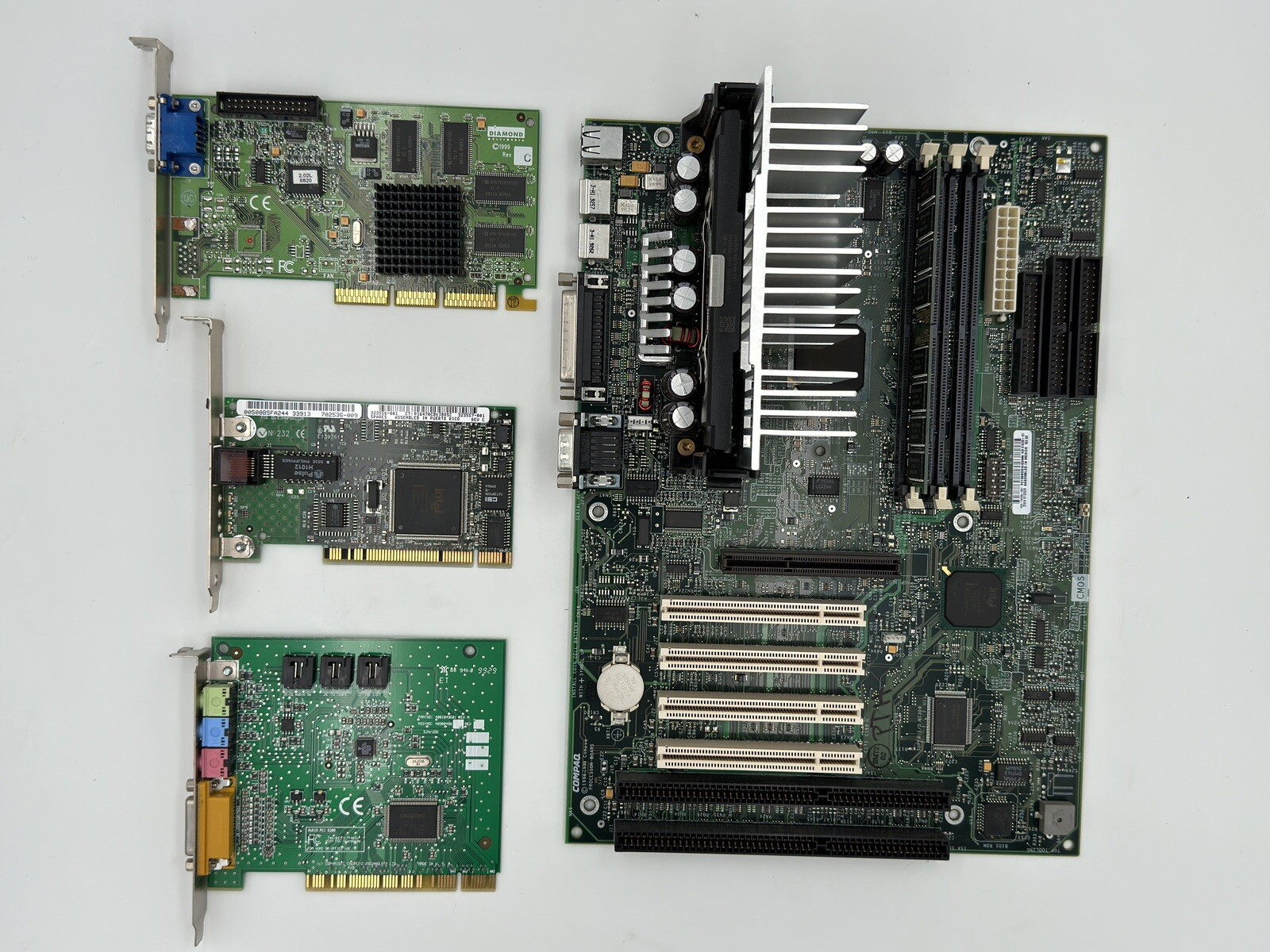 Vintage Loaded Compaq 118053-001 Motherboard Pentium 2 With Cards
