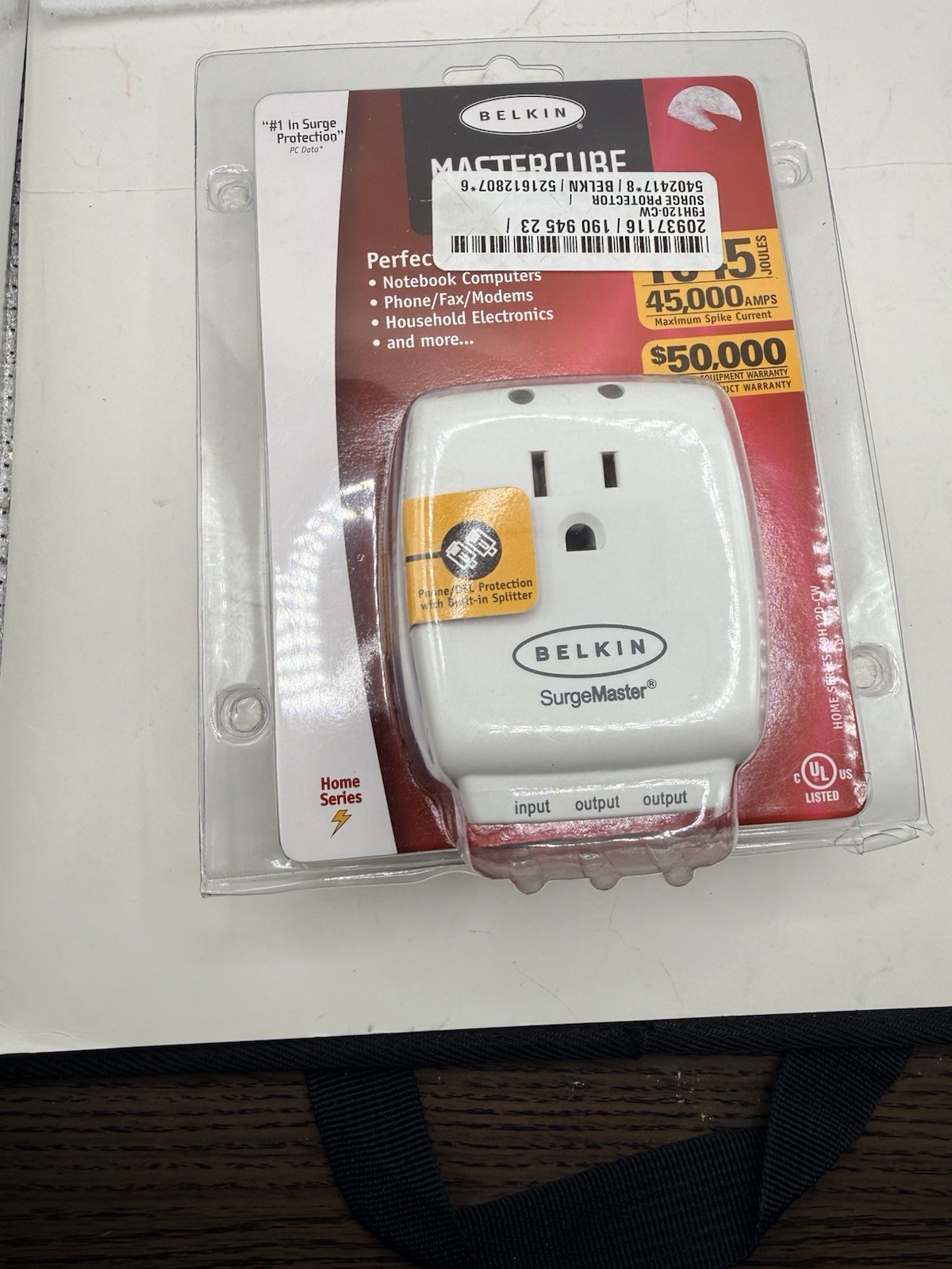 Belkin Mastercube Surge Protector