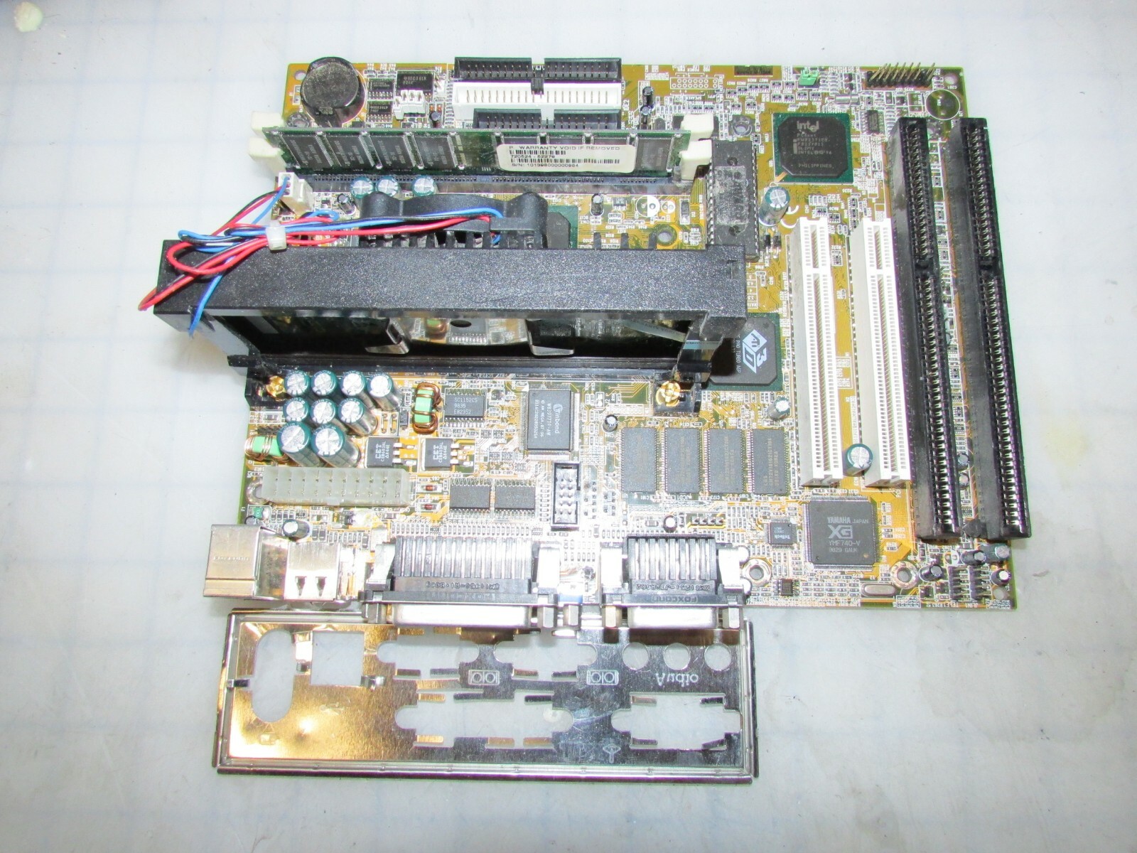 PREMIO 2121 INDUSTRIAL MOTHERBOARD WITH INTEL CELERON CPU AND 64MB RAM
