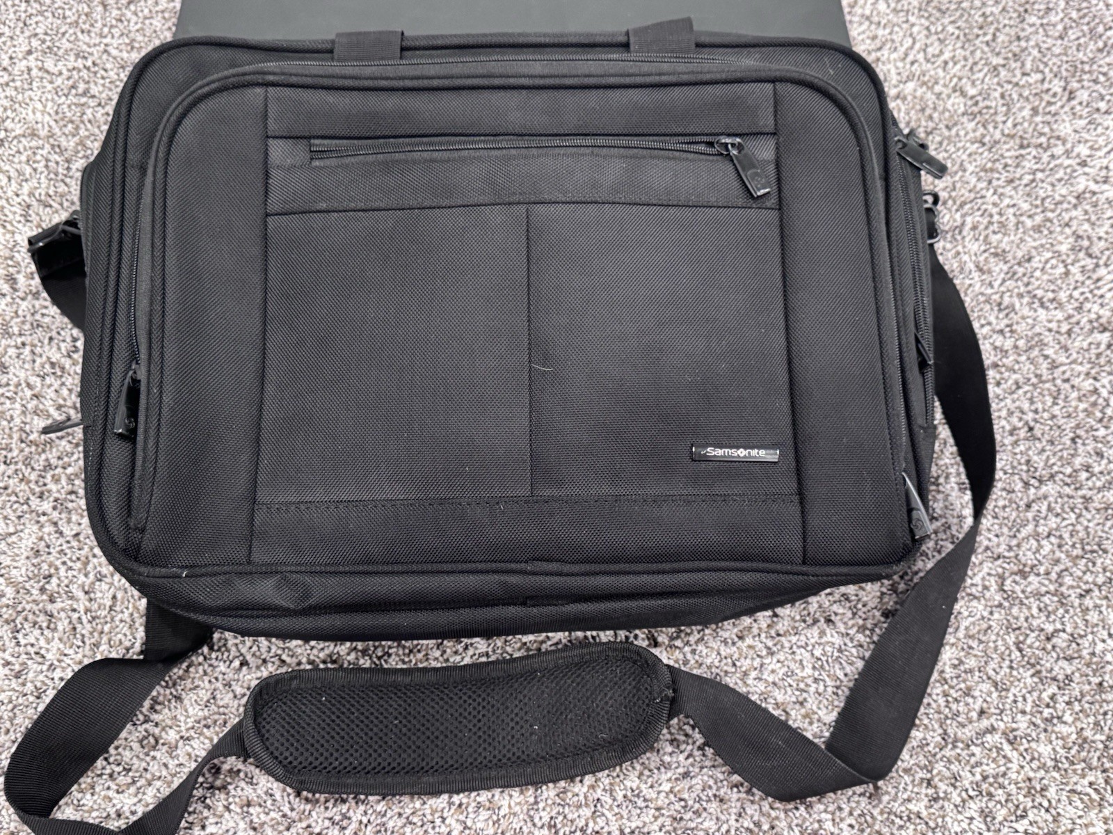 Samsonite Classic Black Multi-Pocket Business Travel Laptop Bag w/Shoulder Strap