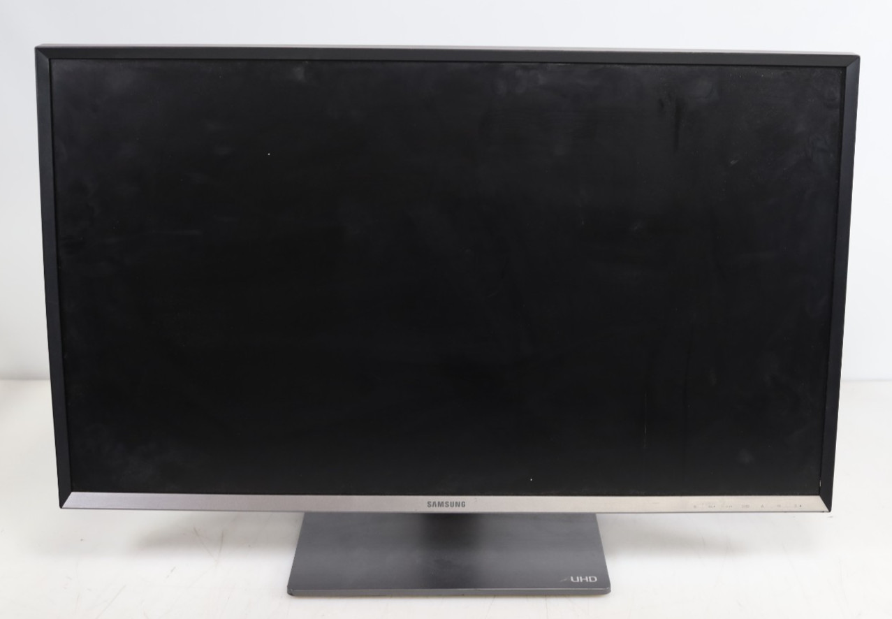 Samsung U32D970Q 32" 3840 x 2160 DP HDMI USB 4K LCD Monitor