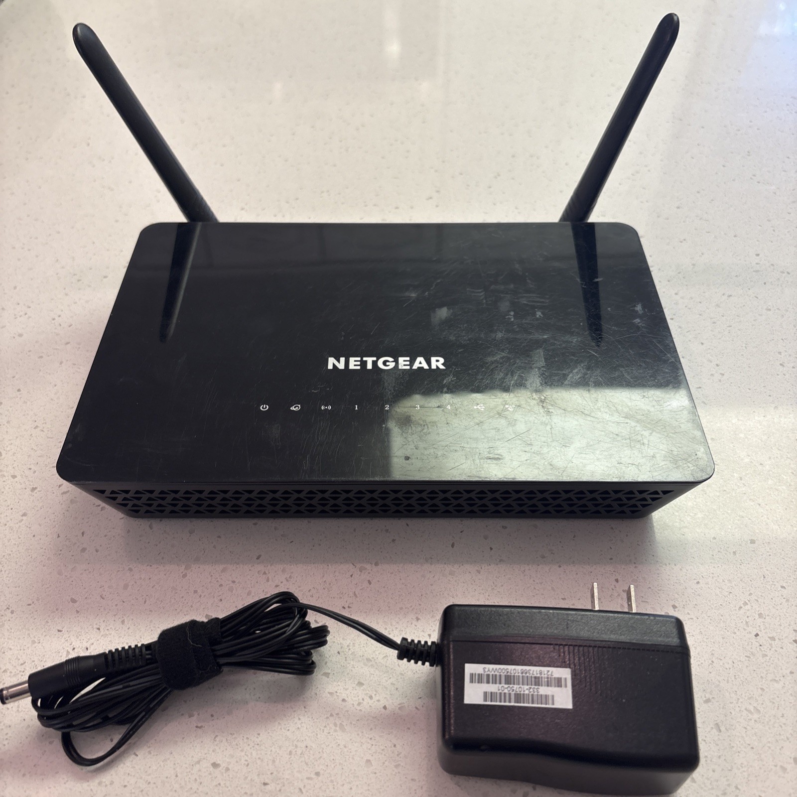 NETGEAR AC1200 Smart WiFi Router Model R6220