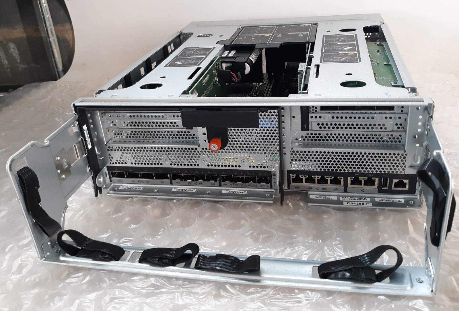 NetApp 111-01208+C1 SAN Filer System Controller Module w/ 1x Proc+4x 8GB PC3 RAM
